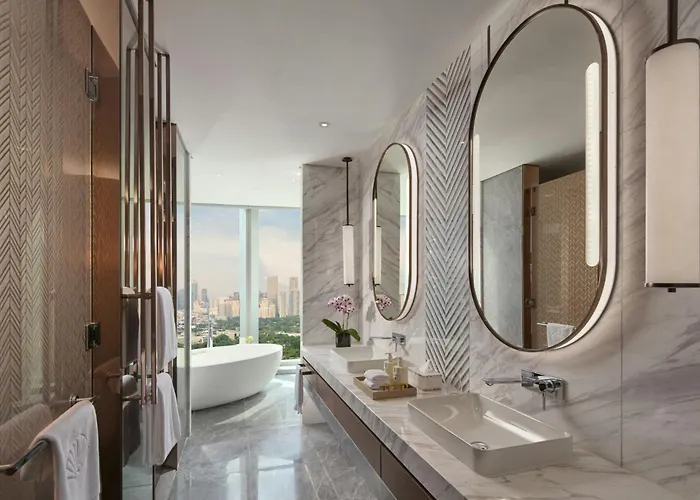 Hotel Mandarin Oriental Makati, 5*